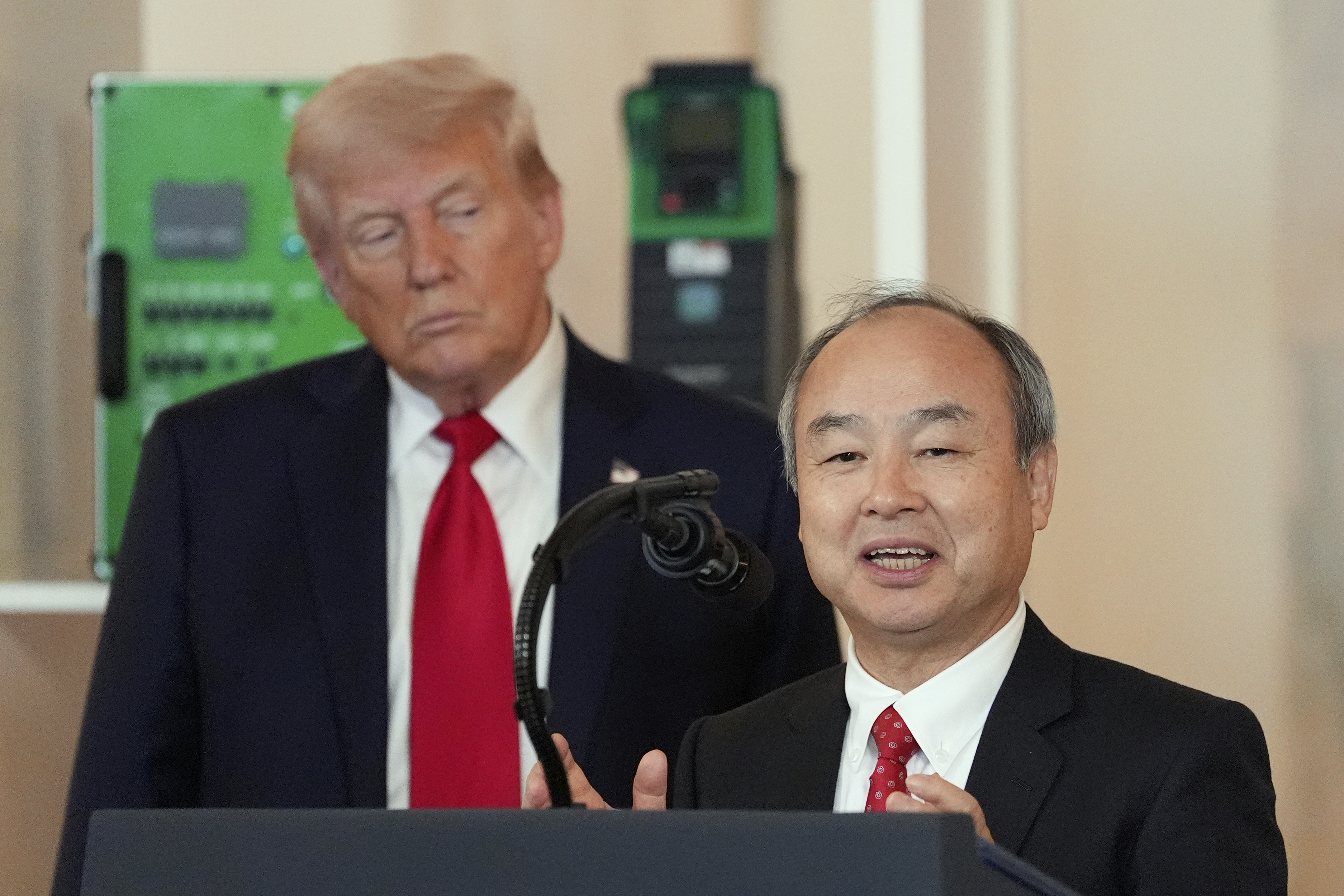 孫正義氏、米国AIへの投資強調　トランプ政権会合で「過去最大」